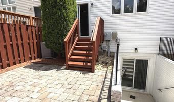 5287 BALLYCASTLE Cir, Alexandria, VA 22315