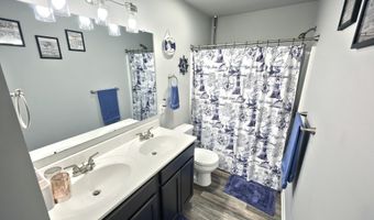 6 LOBELL Rd, Abbottstown, PA 17301