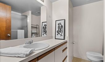 555 E William St 4J, Ann Arbor, MI 48104