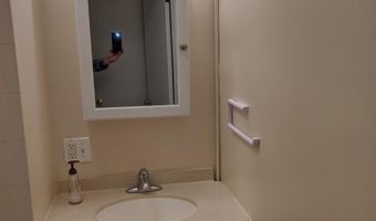 46 E BUTLER Avenue Unit 2Nd Level 2Nd Level, Ambler, PA 19002