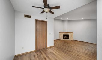 8654 134th St W, Apple Valley, MN 55124