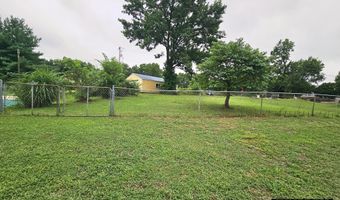 861 Oak Crst, Baxter Springs, KS 66713