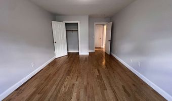 793 Pond St, Bridgeport, CT 06606