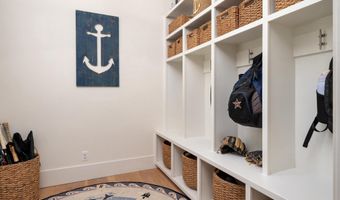529 LEE Cir, Annapolis, MD 21403