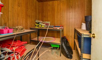 308 W Ellwood Blvd, Anton, TX 79313