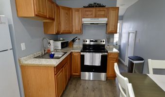 12 Division St, Danbury, CT 06810