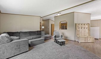 3017 118th St, Amana, IA 52203