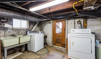 9 MOORE Ave, Barrington, NJ 08007
