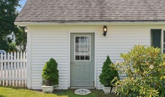 26 Grove St, Bath, ME 04530