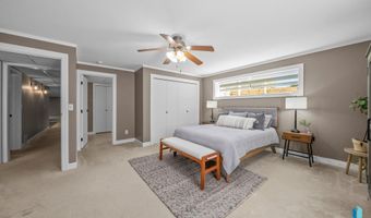 48156 268th St, Brandon, SD 57005