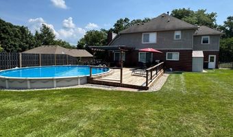 317 Edgewood Pl E, Anderson, IN 46011