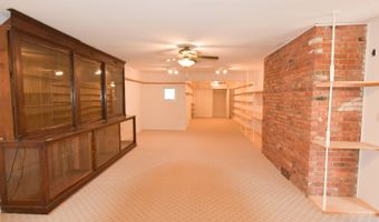 304 U St, Beaver City, NE 68926