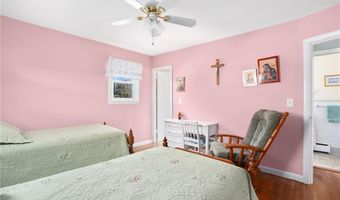 7 Restmere Ter, Middletown, RI 02842