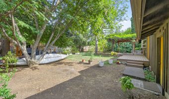 740 Park St, Ashland, OR 97520