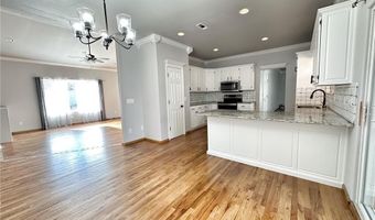 7 Ulverston Dr, Bella Vista, AR 72714
