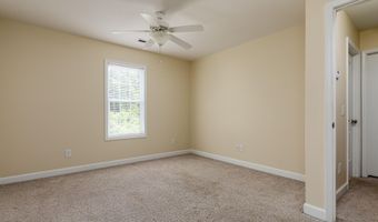202 Clover Ct, Aberdeen, NC 28315
