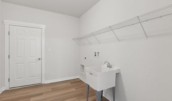 318 Heritage Shores Cir, Bridgeville, DE 19933