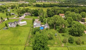 15143 Briarwood Dr, Basehor, KS 66007