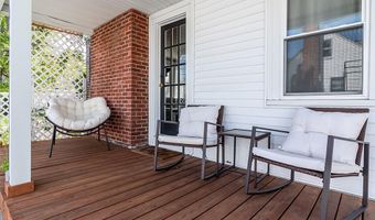 38 Brookside Dr, Cranston, RI 02910