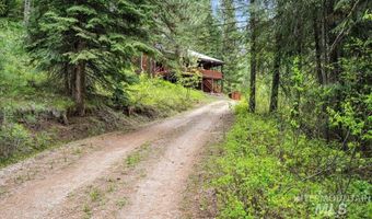 108 Panorama Dr, Cascade, ID 83611