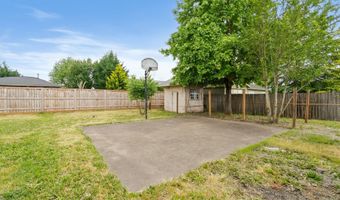 2222 34TH Ave, Albany, OR 97322