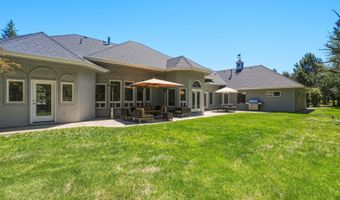 3729 NW Summerfield Rd, Bend, OR 97703