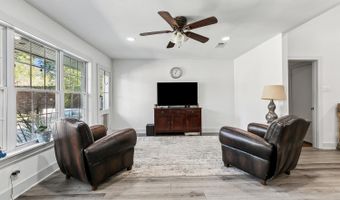 6363 Sevenoaks Ave, Baton Rouge, LA 70806