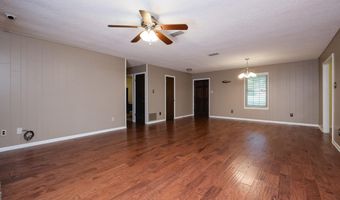 304 Dogwood Dr, Benton, AR 72019