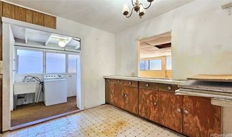 1058 Puolo Dr, Honolulu, HI 96818