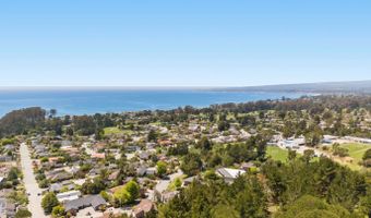 210 Thunderbird Dr, Aptos, CA 95003