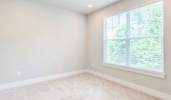 4 McHugh Ln, Bella Vista, AR 72715