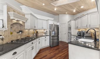 1126 Timber Climb Dr, Avon, IN 46123