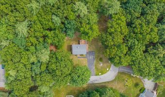 19 Greenleaf St, Billerica, MA 01821