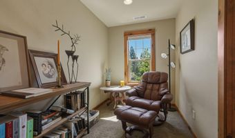60875 Goldenwood Loop, Bend, OR 97702