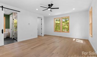 35 Grindstaff Dr, Asheville, NC 28803