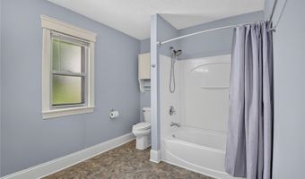 405 Silver St, Akron, OH 44303