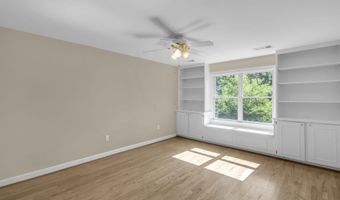 2206 FORT WARD Pl, Alexandria, VA 22304