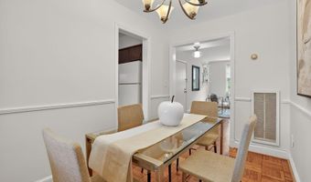 2736 ORDWAY St NW 3, Washington, DC 20008