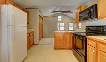 70 River St, Bartlett, NH 03812