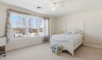 56 Sun Lake Dr, Belmont, NH 03220