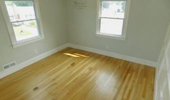 41 Woodcrest Dr, East Providence, RI 02915