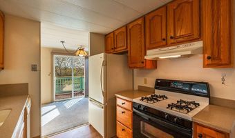 2084 Mustang Ln, Arcata, CA 95521