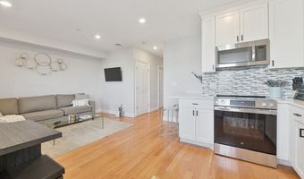 214-216 E Eagle St 5, Boston, MA 02128