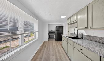 511 Brown St, Akron, OH 44311