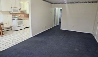 700 Broadway 5, Amityville, NY 11701