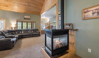 522 S 3rd St, Aurora, MN 55705