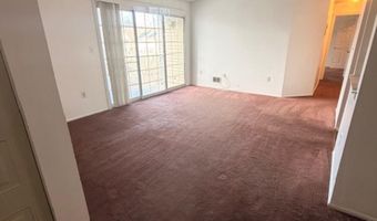 69 IROQUOIS Dr 15, Absecon, NJ 08205