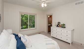 519 16th Avenue Ct SE, Altoona, IA 50009