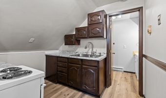 1903 E APPLE CREEK Rd, Appleton, WI 54913
