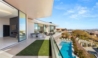 81 Hawk Ridge Dr, Las Vegas, NV 89135